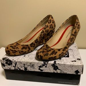 Leopard wedges